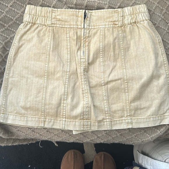 Free People Denim Wash Cargo mini skirt SZ 6 Khaki Yellow Bohemian pockets - Picture 3 of 14
